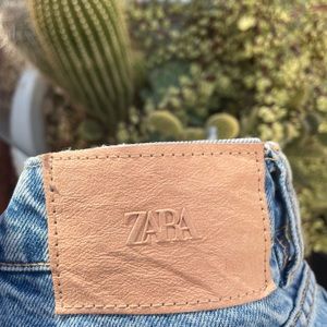 Zara high waisted MOM FIT JEANS